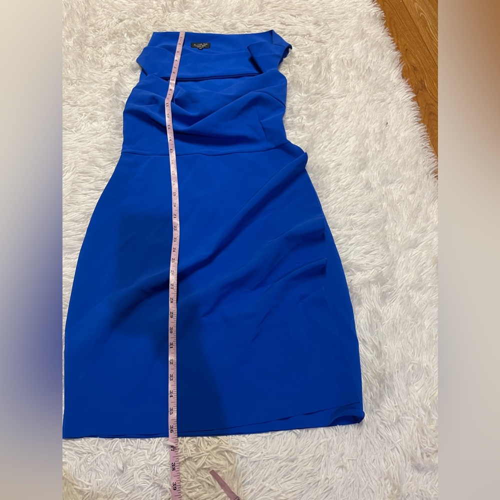 Chiara Boni La Petite Robe Melania Short Off-The-Shoulder Dress - Picture 12 of 14